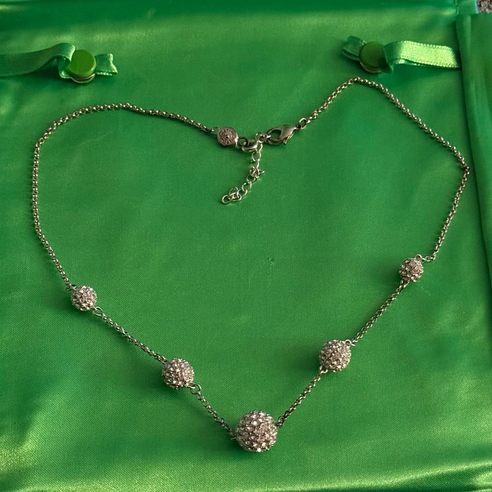 Elegant Silver Colored Necklace with Crystal Accents